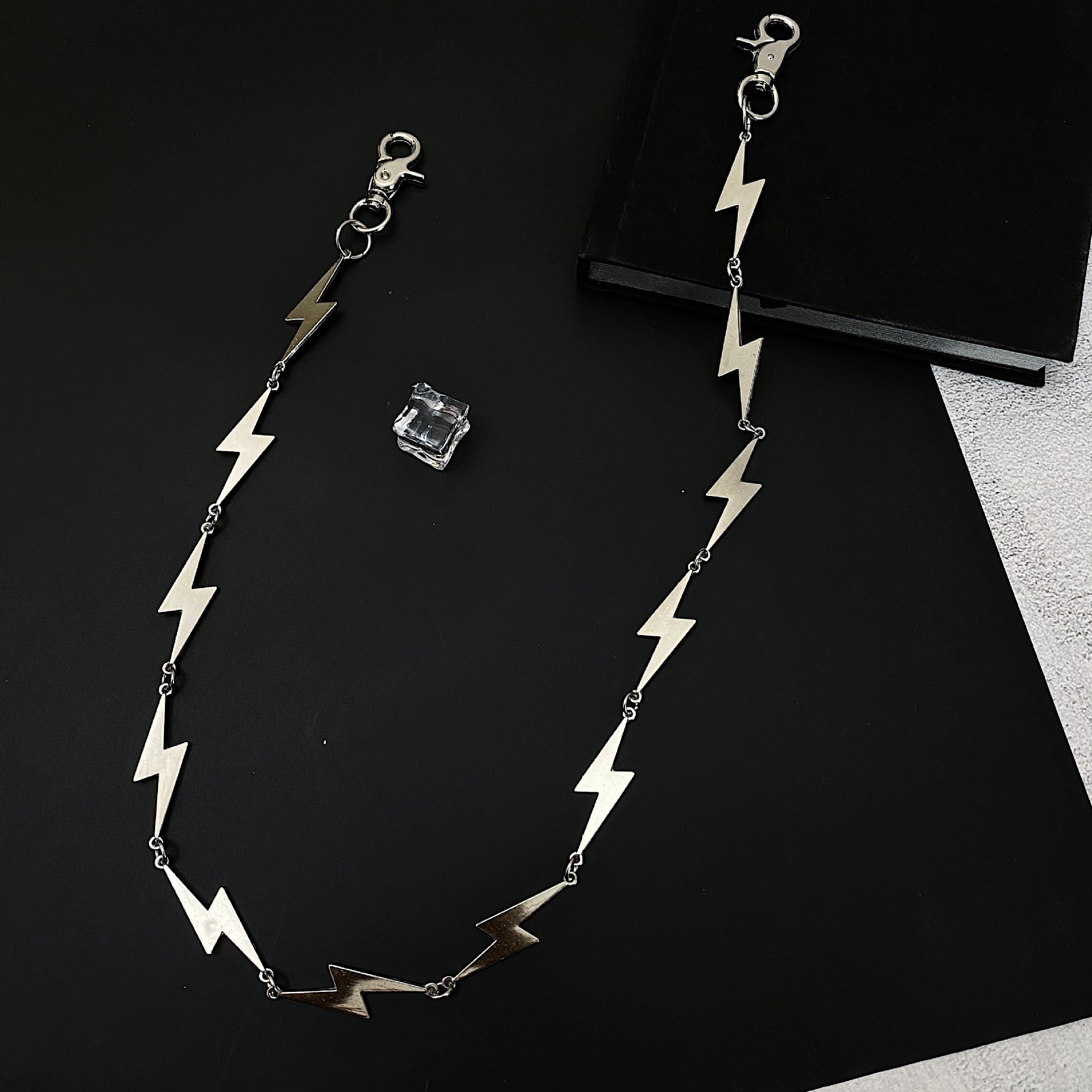 Lightning decorative personalized pants chain