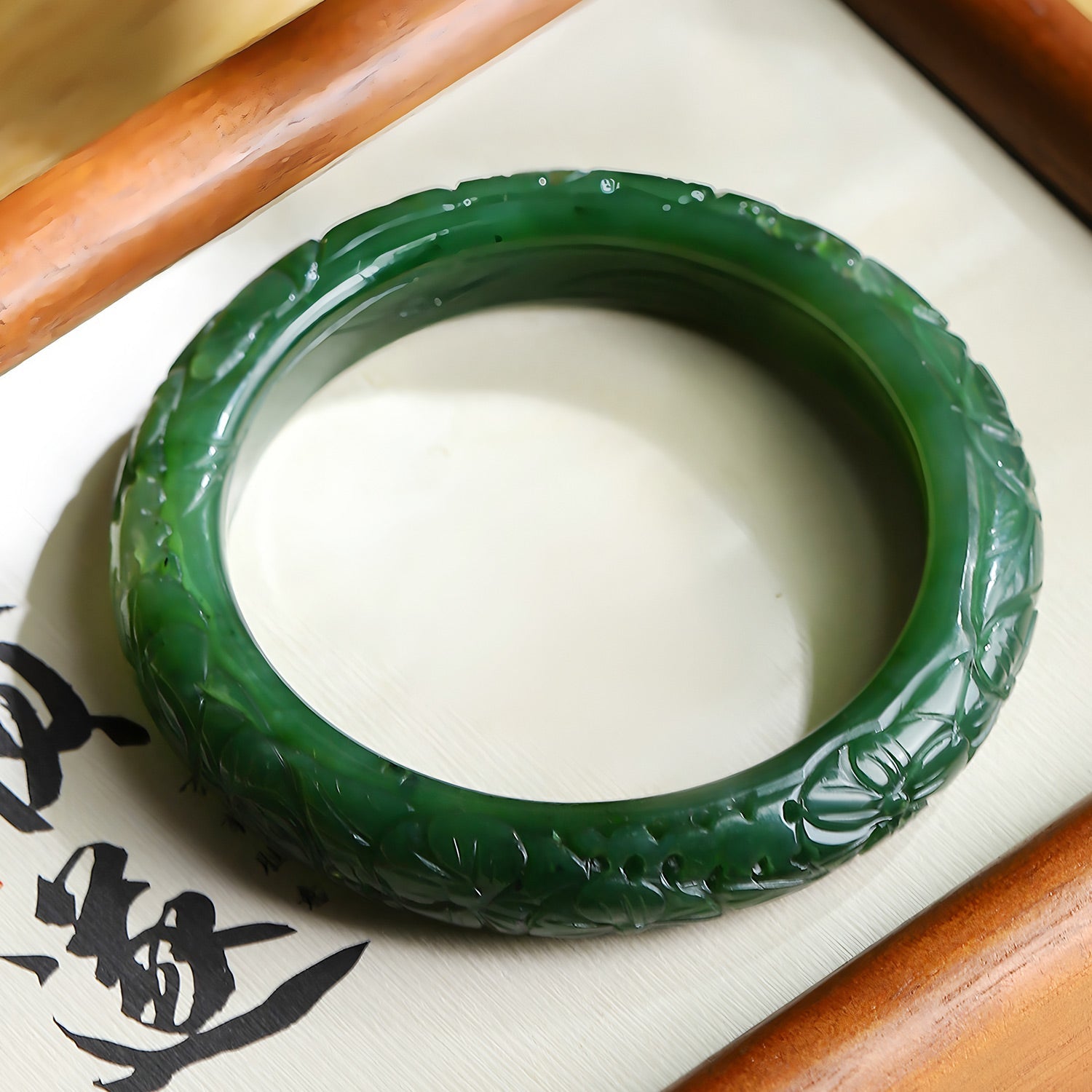 Natural Hetian jade old material jasper hand-carved green jade Bangles