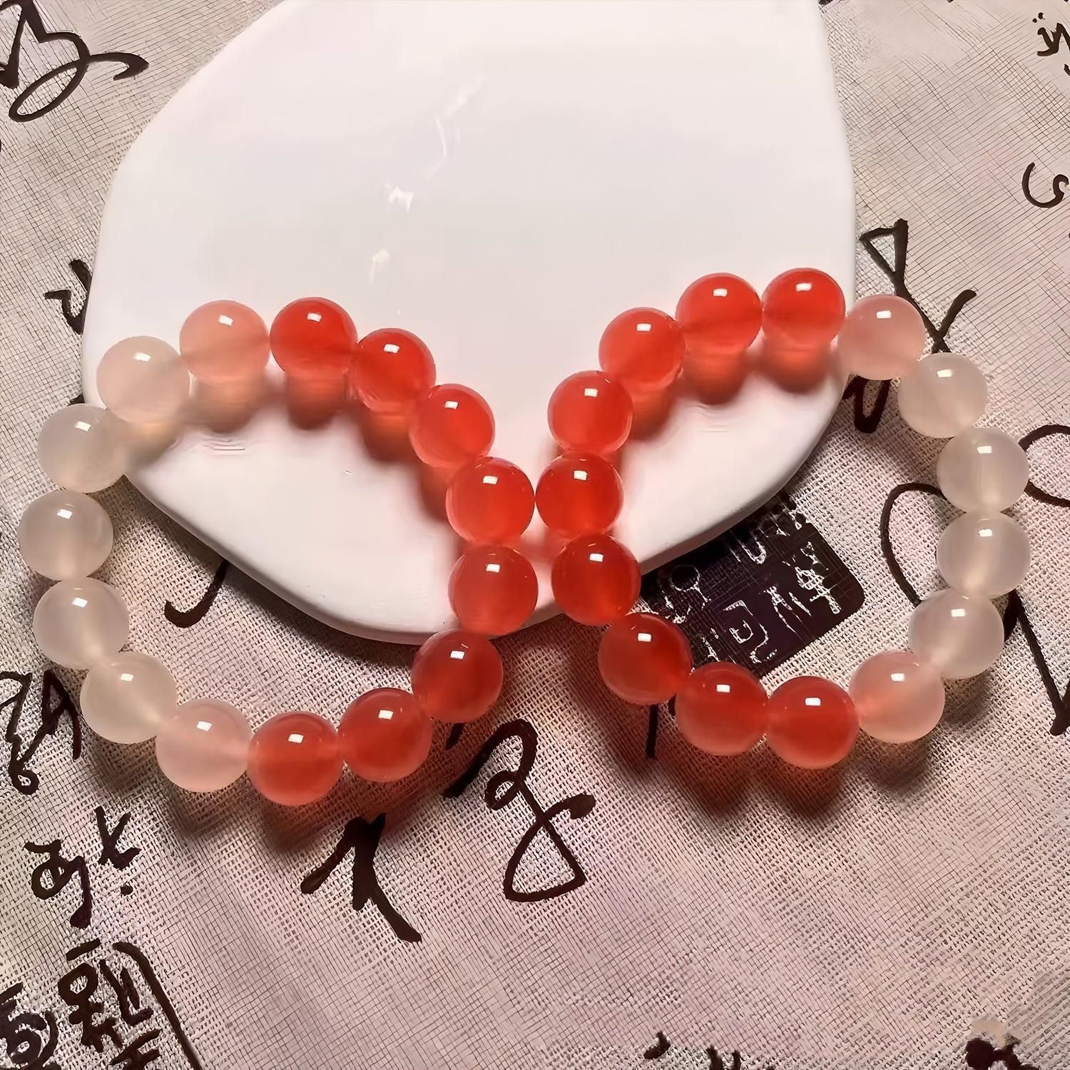 (Free gift, add to cart and get it for free.)Sunlight color changing bracelet