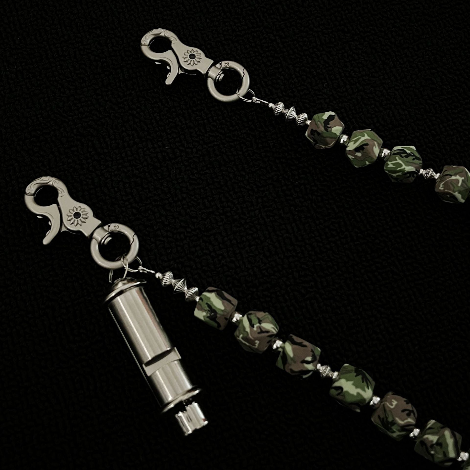 Silicone camouflage whistle pants chain