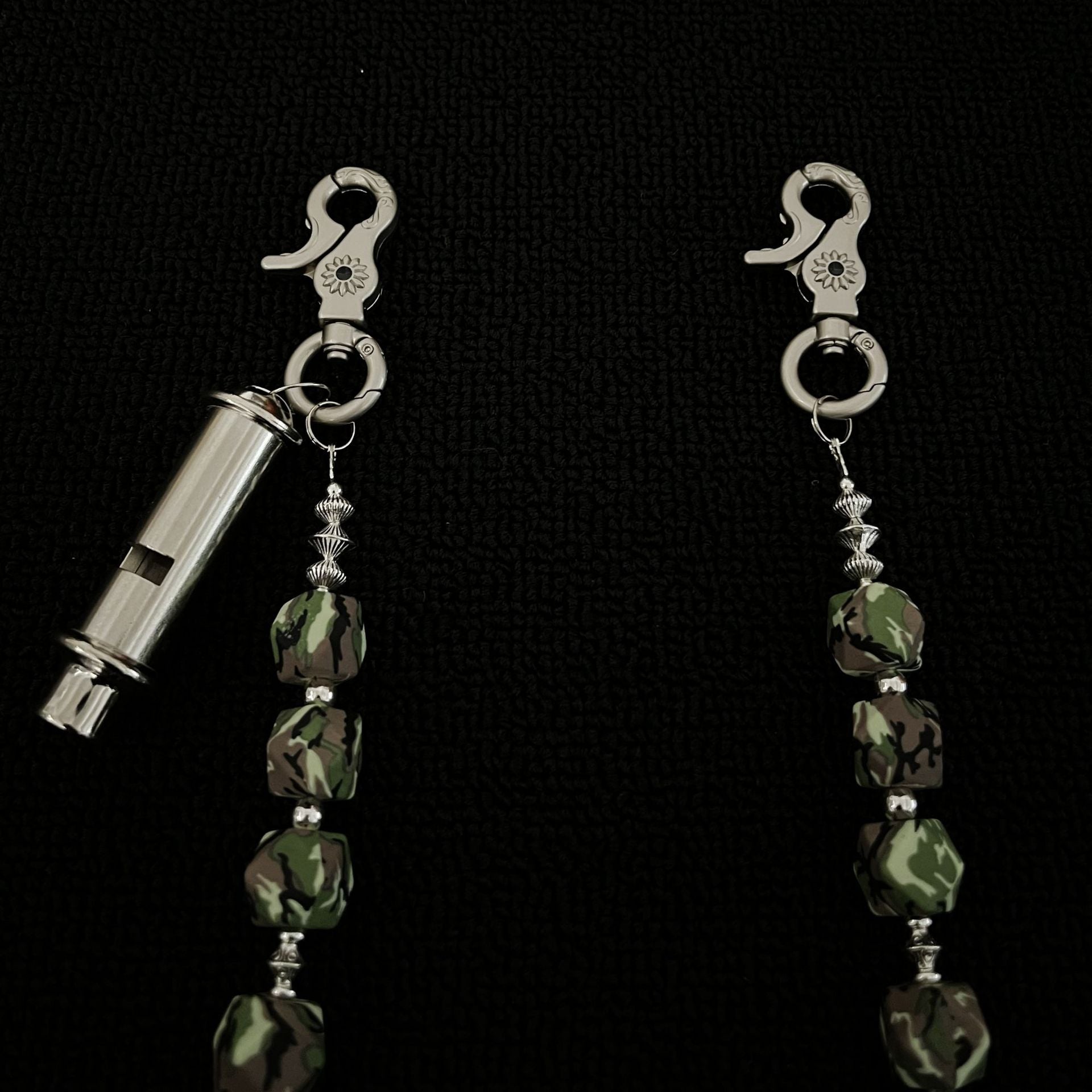 Silicone camouflage whistle pants chain