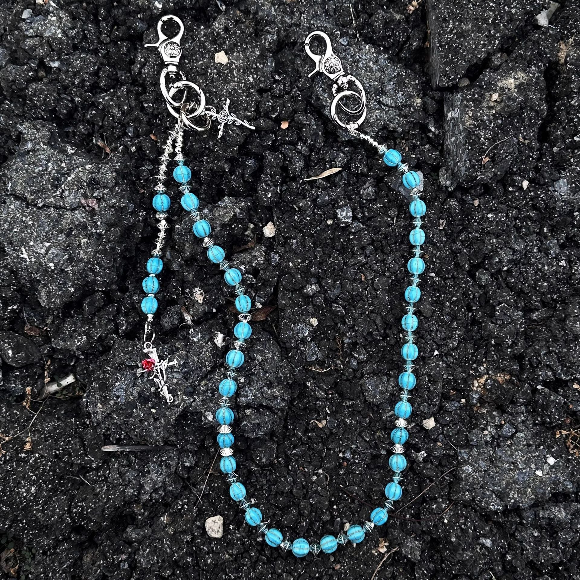 Volcanic stone waist pendant pants chain