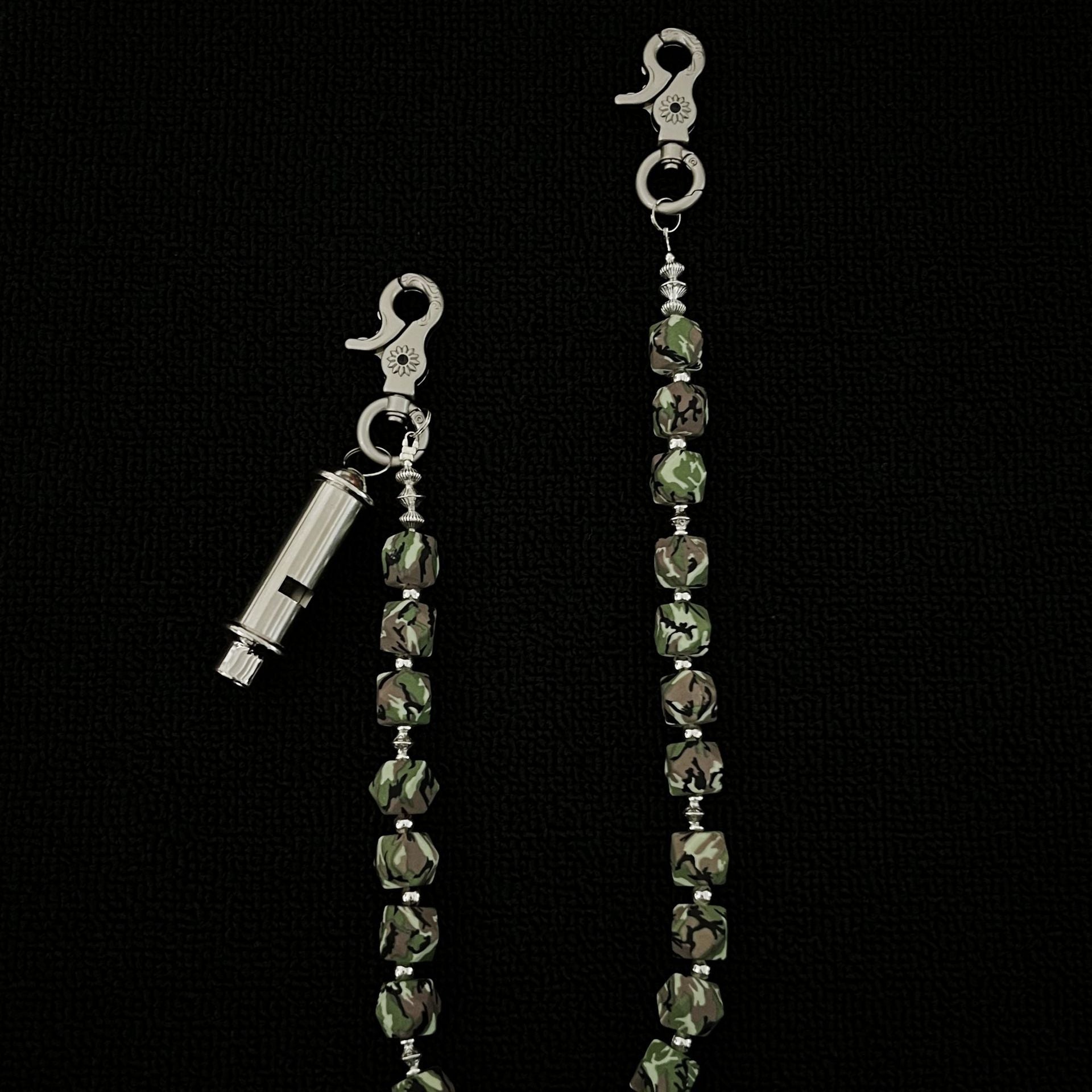 Silicone camouflage whistle pants chain