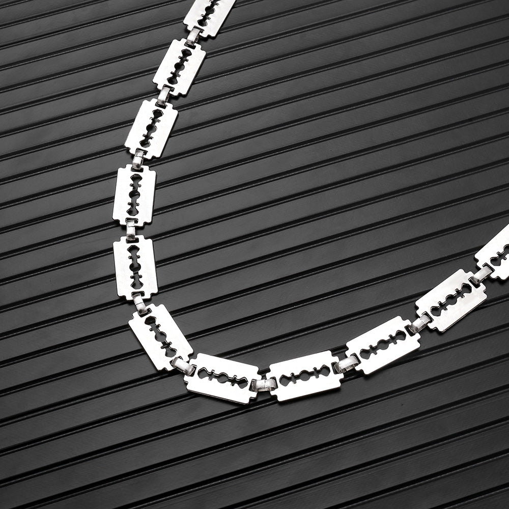 Cold style metal blade trouser chain