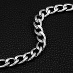 Single layer fishtail buckle trouser chain