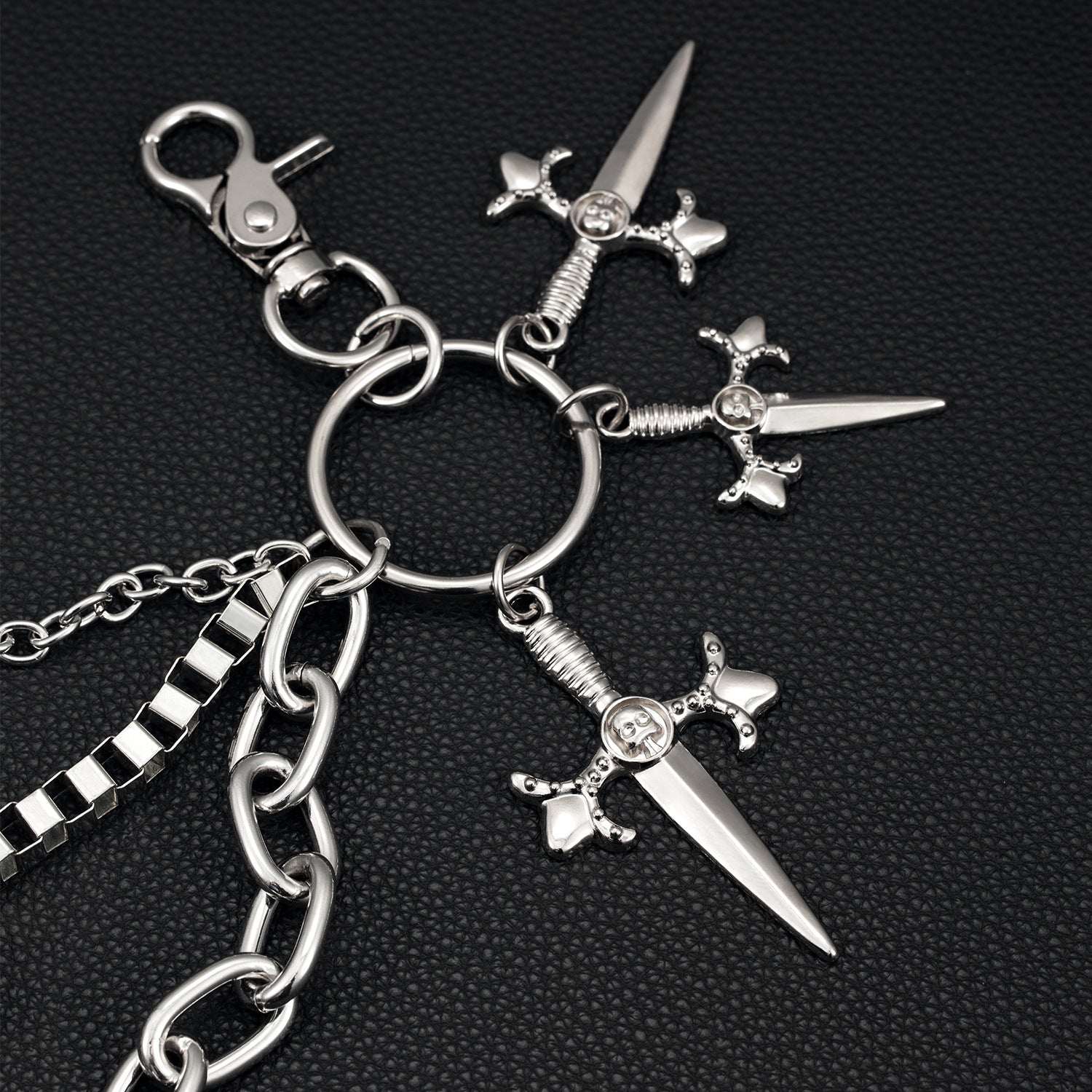 Skull Cross Triple Jeans Chain