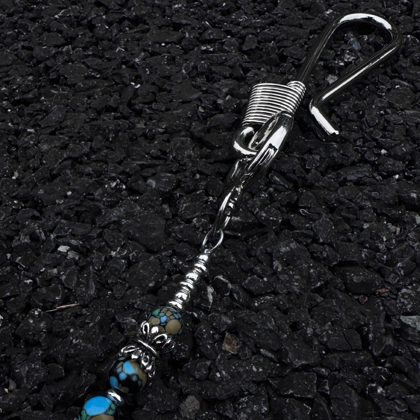 Volcanic stone waist pendant pants chain