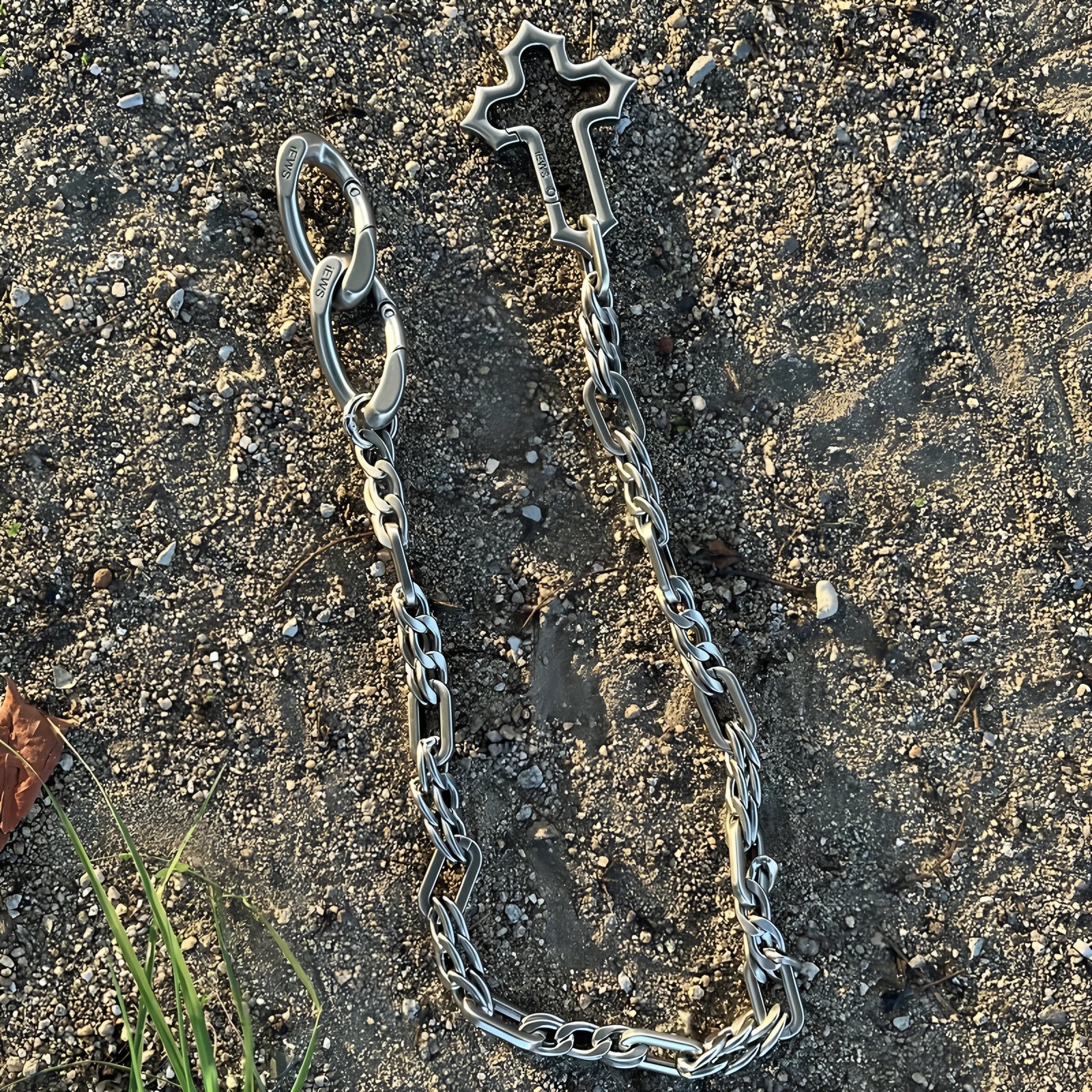 Cross stitching waist chain