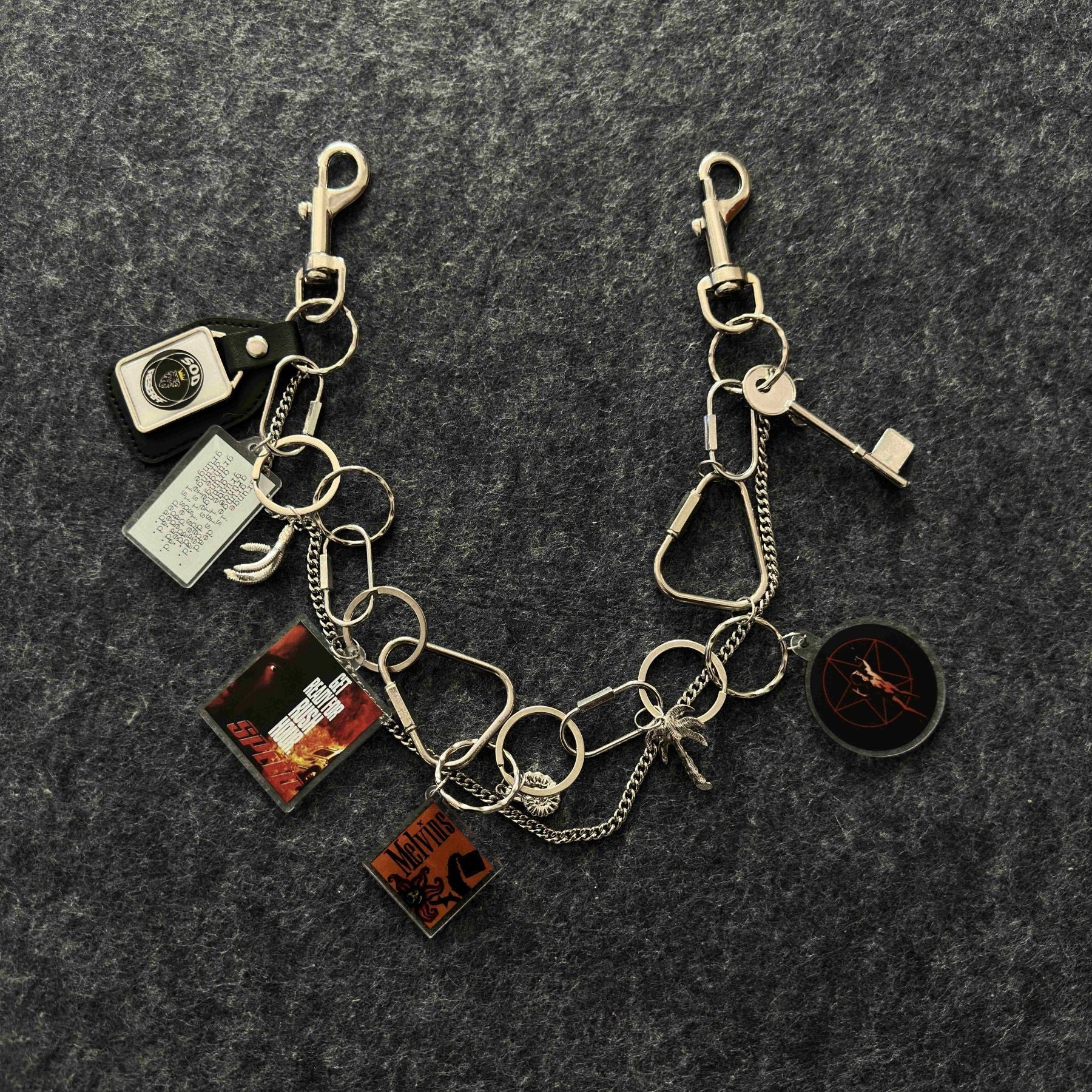 Movie multi-element trouser chain charm