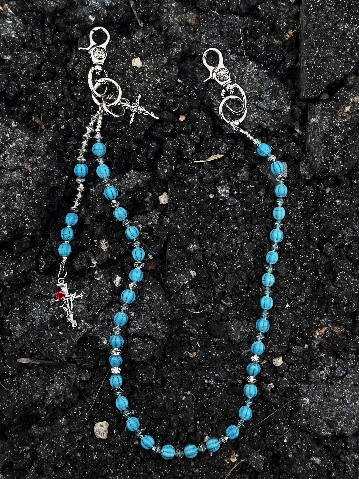 Volcanic stone waist pendant pants chain