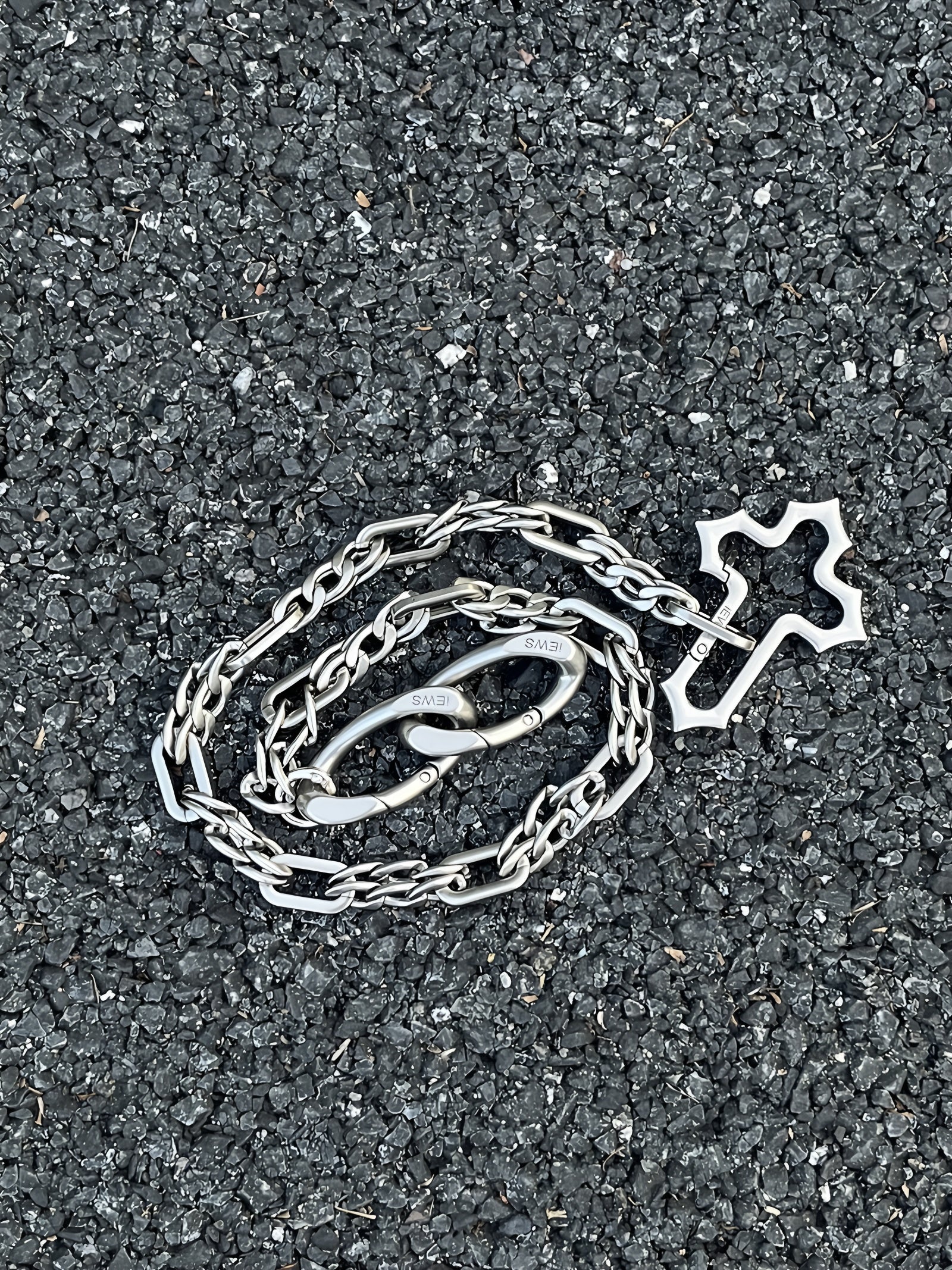 Cross stitching waist chain