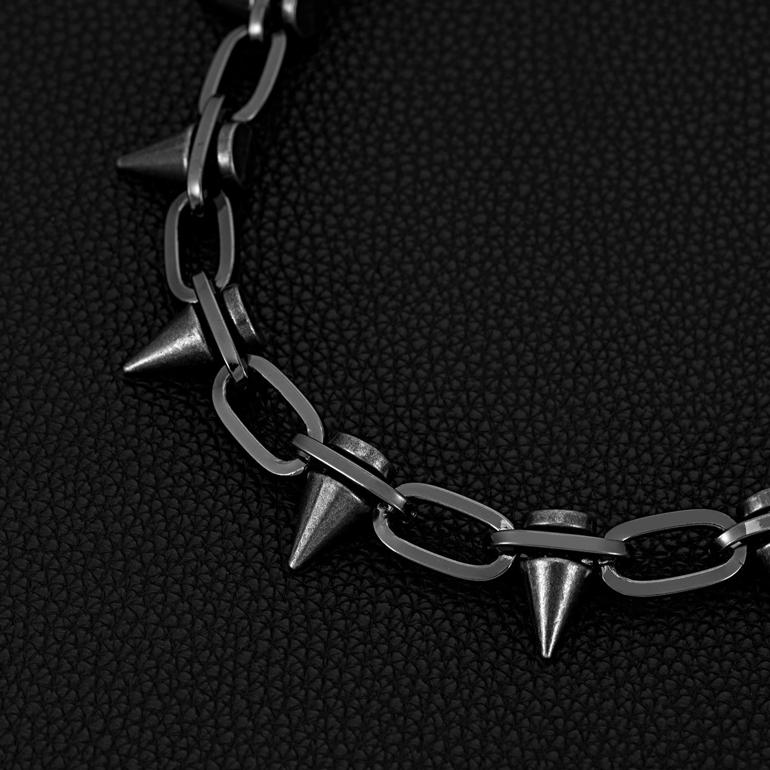 12 rivet spike pants chain